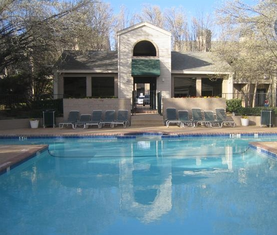 THE ENCLAVE AT ARLINGTON POOL